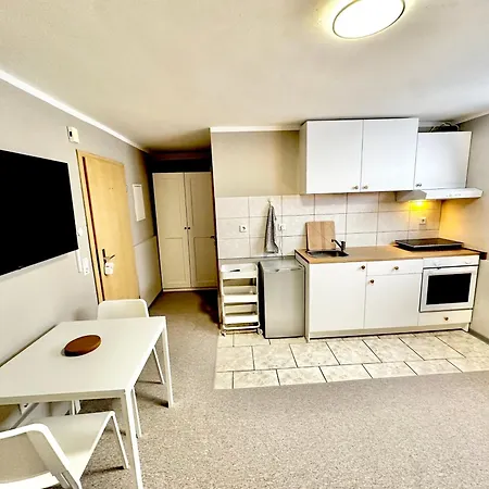 - Gemuetliche Kleine Апартаменты Падерборн