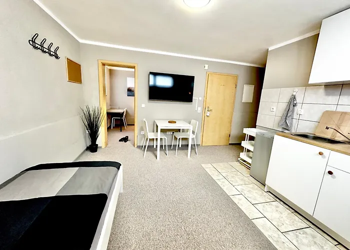 - Gemuetliche Kleine Lejlighed